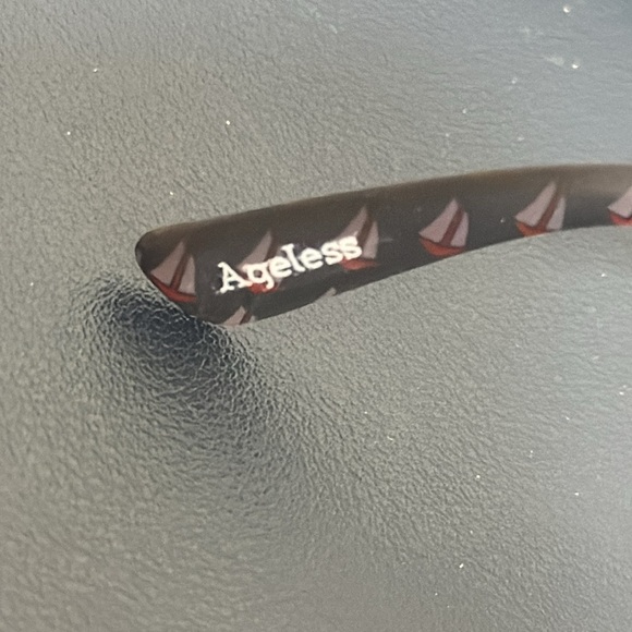 EYEPORTERS 2pc Adult and Child 0-3 Sunnies Set NWT - Picture 6 of 10